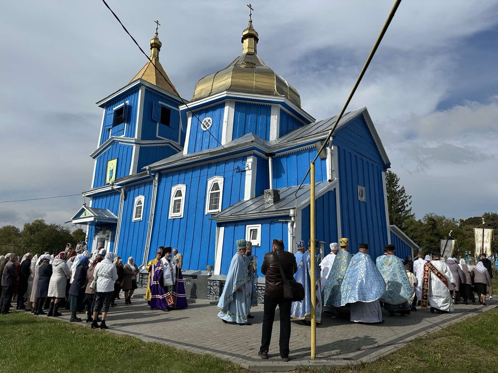 Брани. Єпископ Гавриїл очолив святкування 300-ліття Свято-Покровського храму