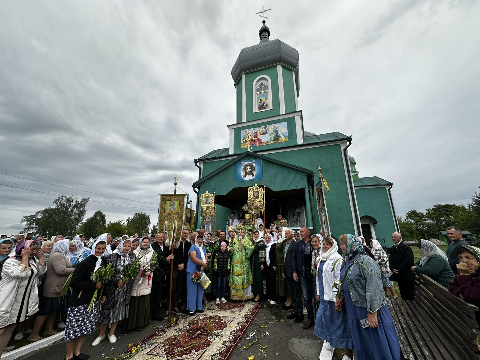 Орвʼяниця. Єпископ Гавриїл очолив престольне святкування парафії на честь Святої Тройці