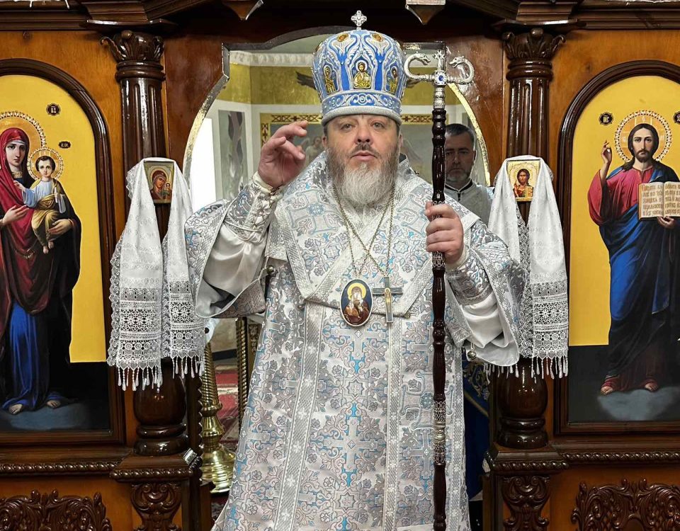 Рівне. Єпископ Гавриїл звершив Божественну літургію у дванадесяте свято Успіння Пресвятої Богородиці