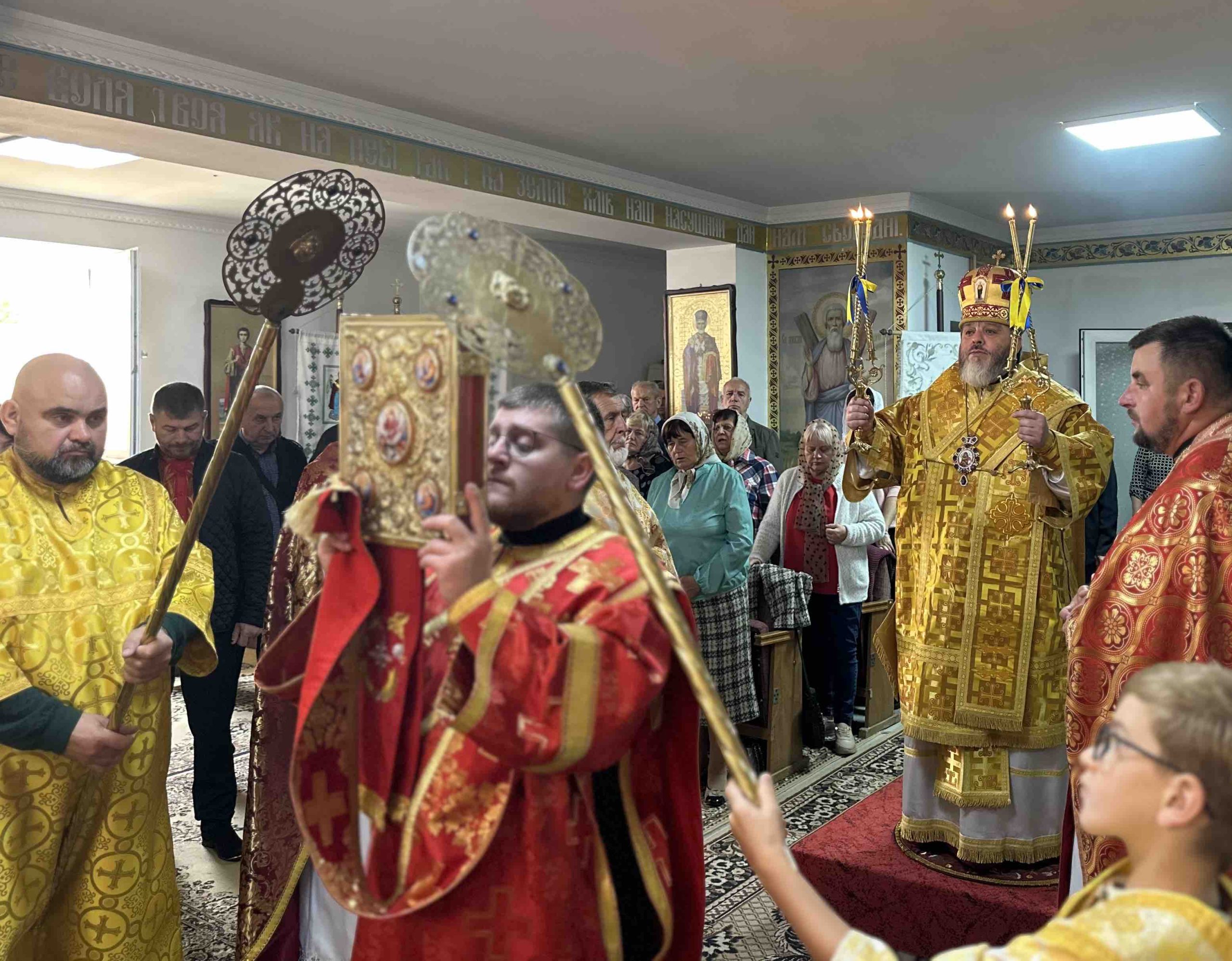 Рівне. Архіпастир звершив Божественну літургію в 16-ту неділю після Пʼятдесятниці