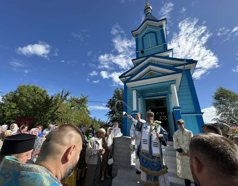 Ужинець. Єпископ Гавриїл очолив храмове святкування на парафії Різдва Пресвятої Богородиці (з нагоди 140-річчя храму)