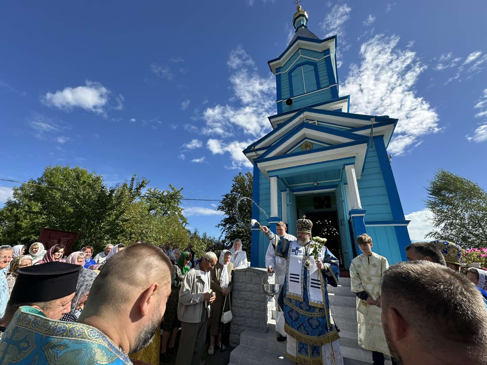 Ужинець. Єпископ Гавриїл очолив храмове святкування на парафії Різдва Пресвятої Богородиці (з нагоди 140-річчя храму)